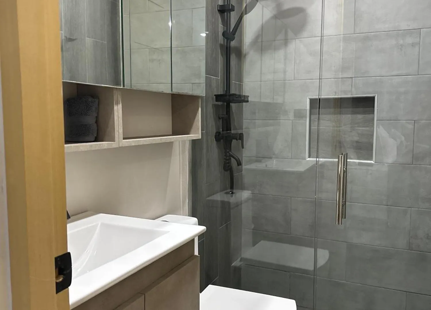 Aparthotel Apartamento Tipo Suite En Bella Vista Con Piscina Y Gym Santo Domingo Dominican Republic